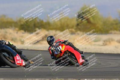 media/Dec-04-2022-CVMA (Sun) [[e38ca9e4fc]]/Race 9 Supersport Middleweight Shootout/